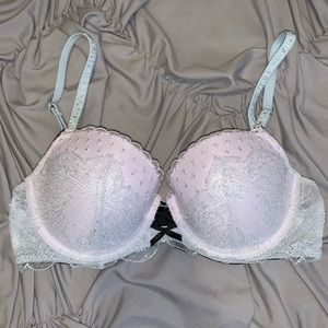 Victoria’s Secret Dream Angels demi bra